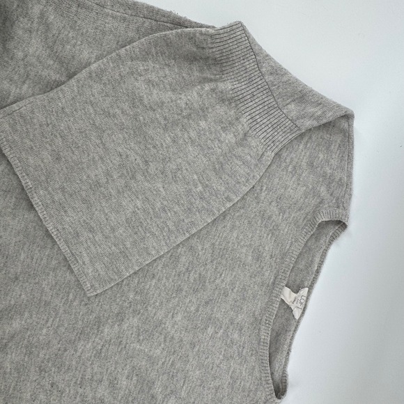 LOFT Outlet Lounge Women's Gray Knit Bell Sleeve Cottage Core Cozy Sweater XL - Picture 3 of 10